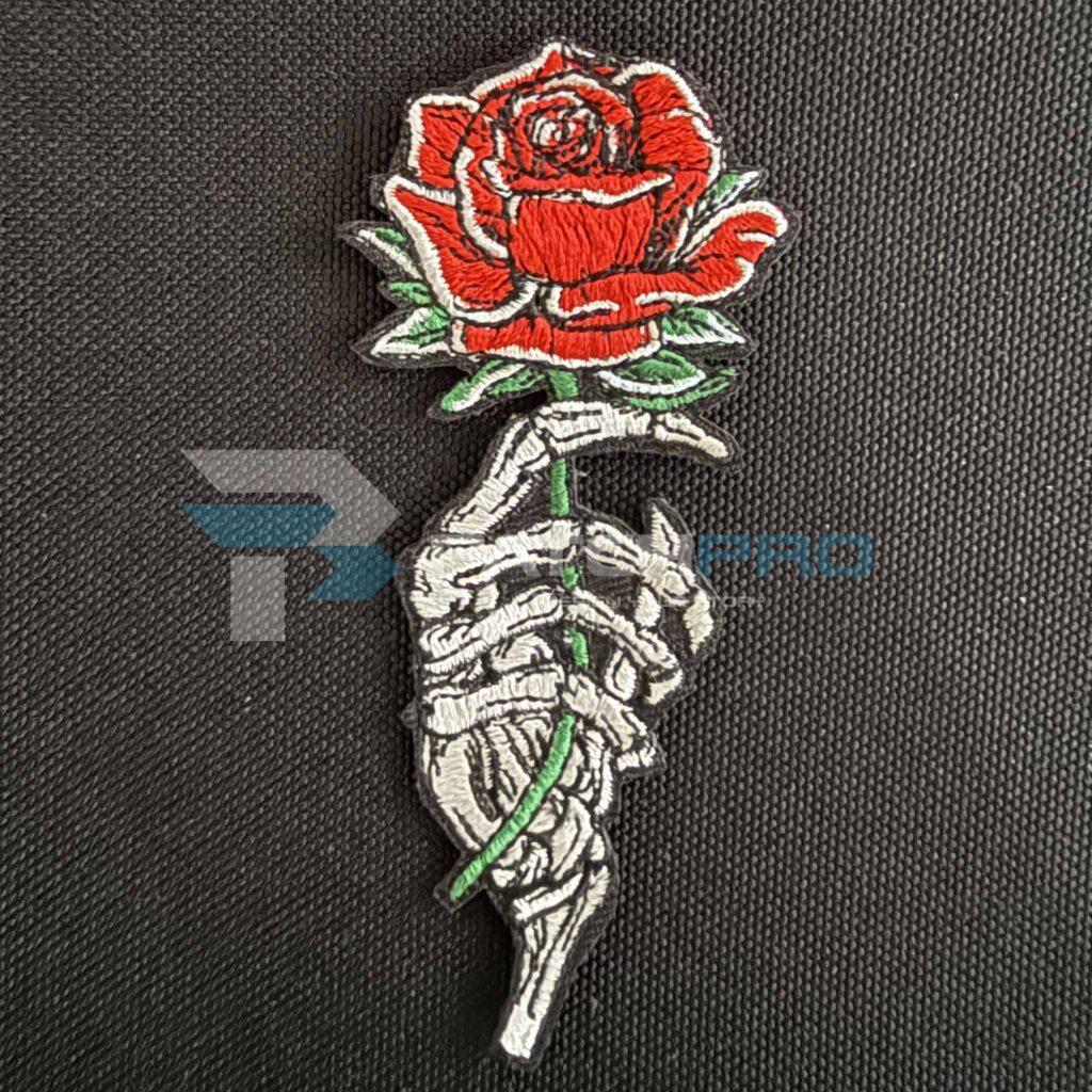 PARCHE «SKULL ROSE» (TERMOADHESIVO)