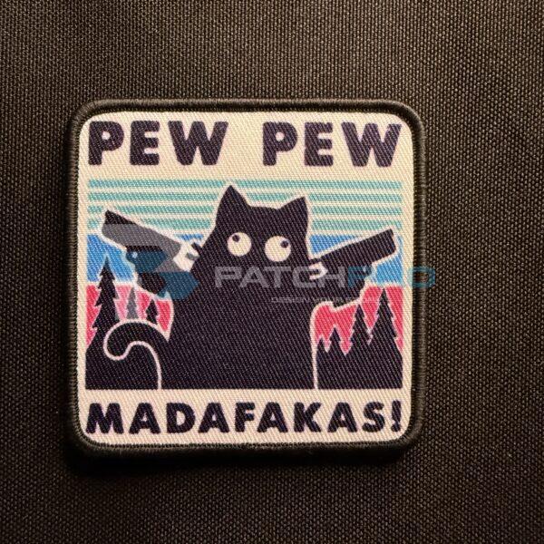 PARCHE BORDADO "PEW PEW MADAF" (TERMOADHESIVO)
