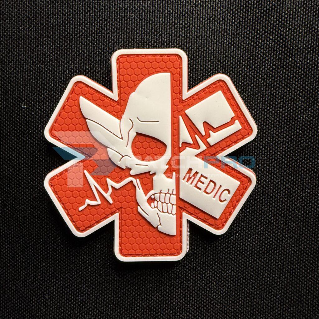 PARCHE PVC PARAMÉDICO «CALAVERA ROJA-BLANCA»