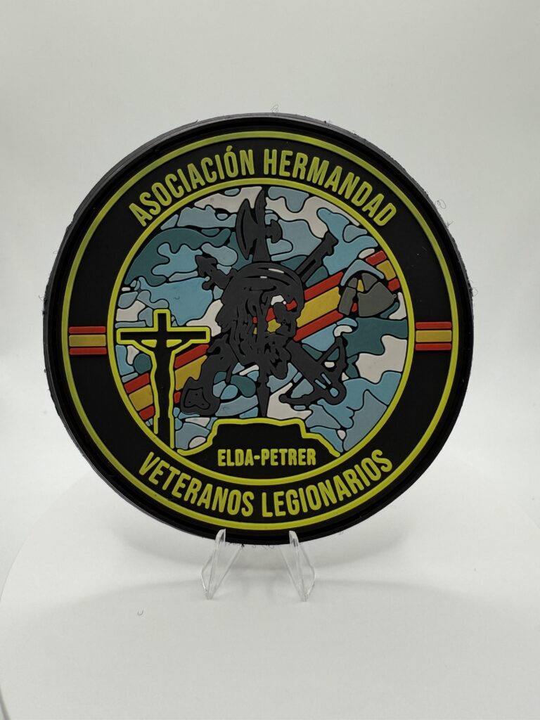 PARCHE PVC «HERMANDAD VETERANOS LEGIONARIOS» – ELDA PETRER (COLOR GRIS)